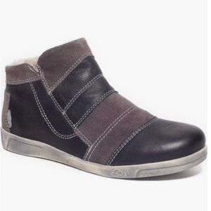 Women’s Cloud Wool Black and Gray Casual Shoes Size 41= US Size 9.5 to 10